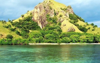 Manjarite Island